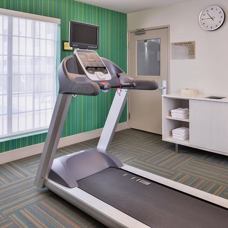 Holiday Inn Express Westley By Ihg Buitenkant foto