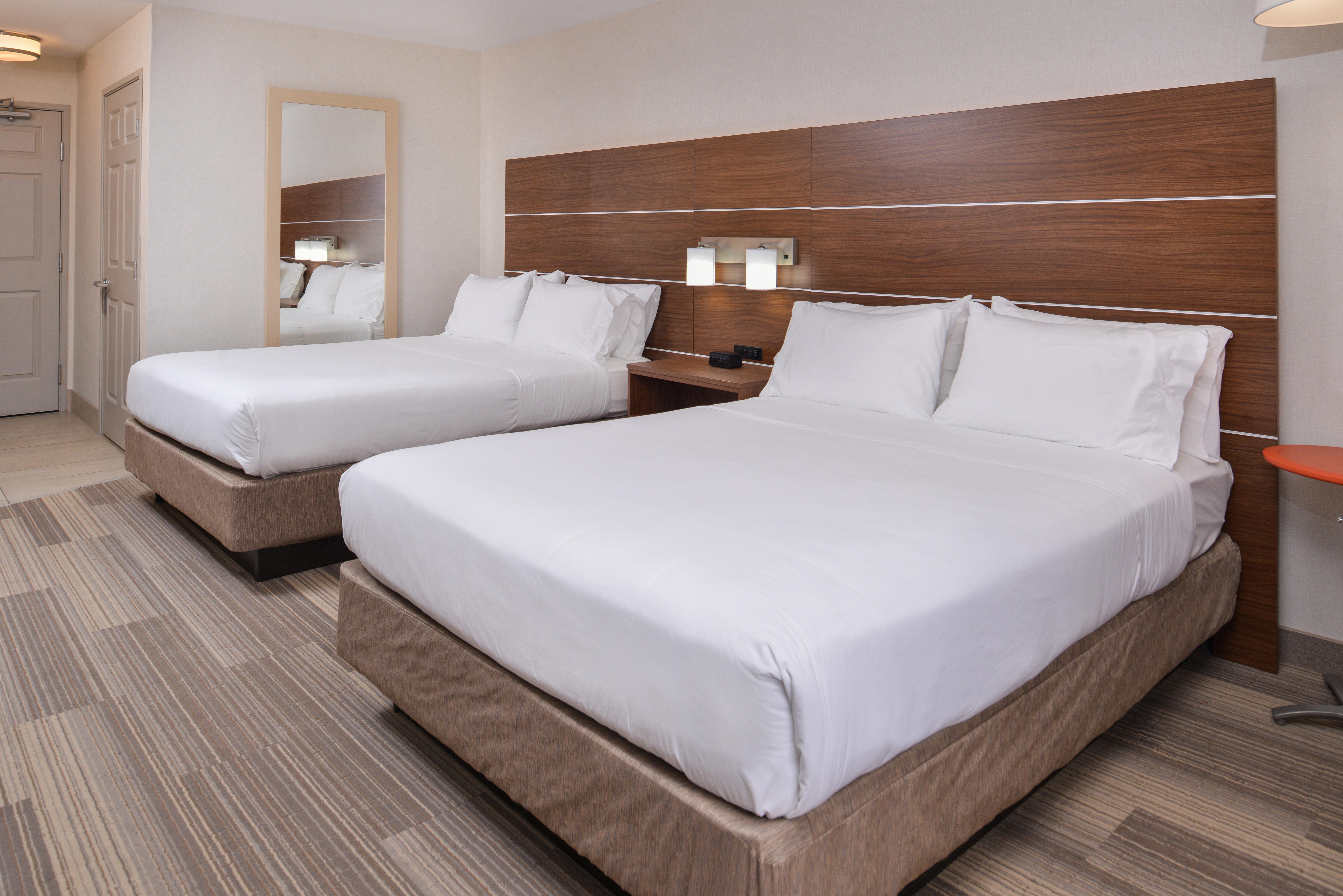 Holiday Inn Express Westley By Ihg Buitenkant foto