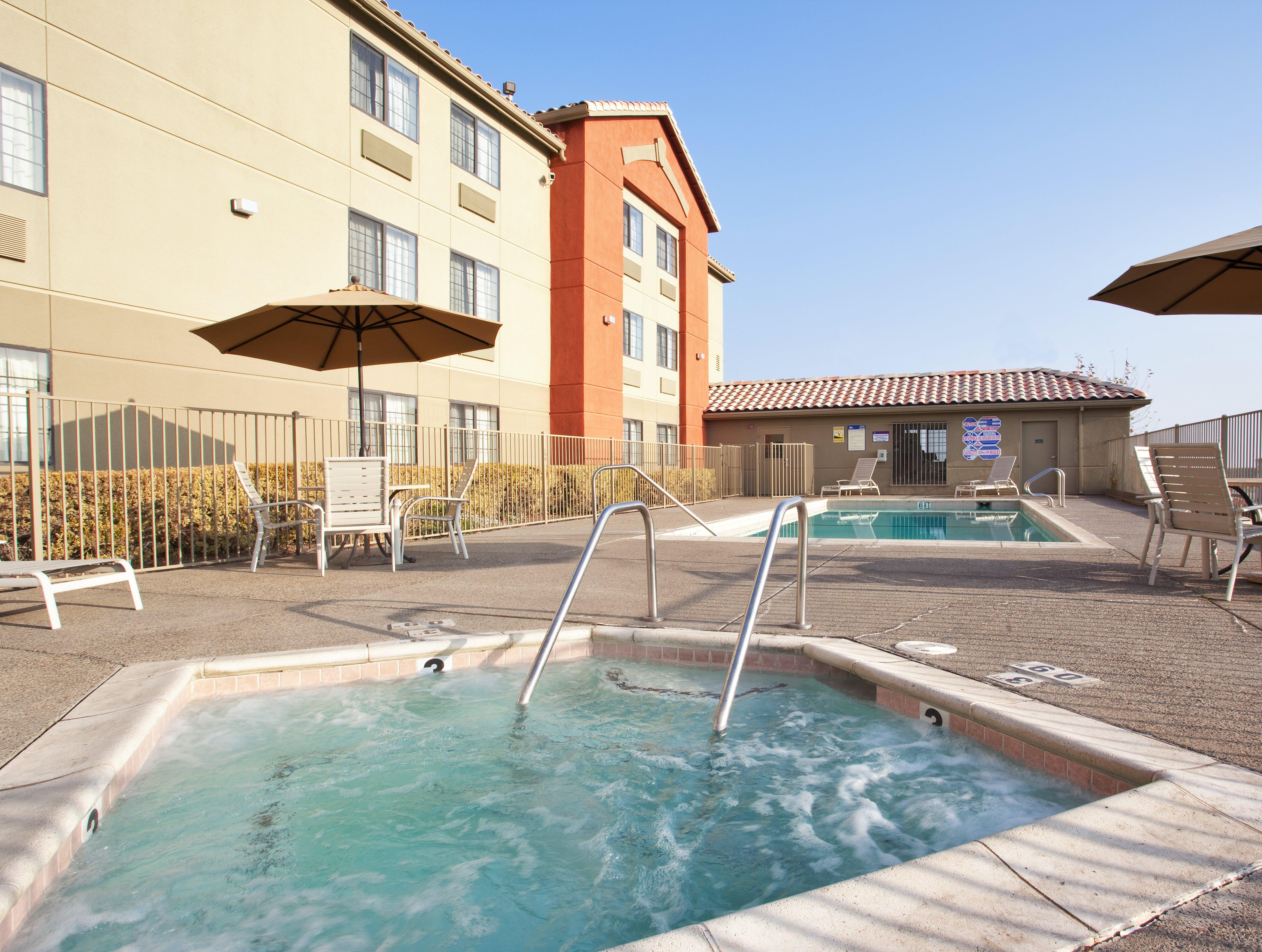 Holiday Inn Express Westley By Ihg Buitenkant foto
