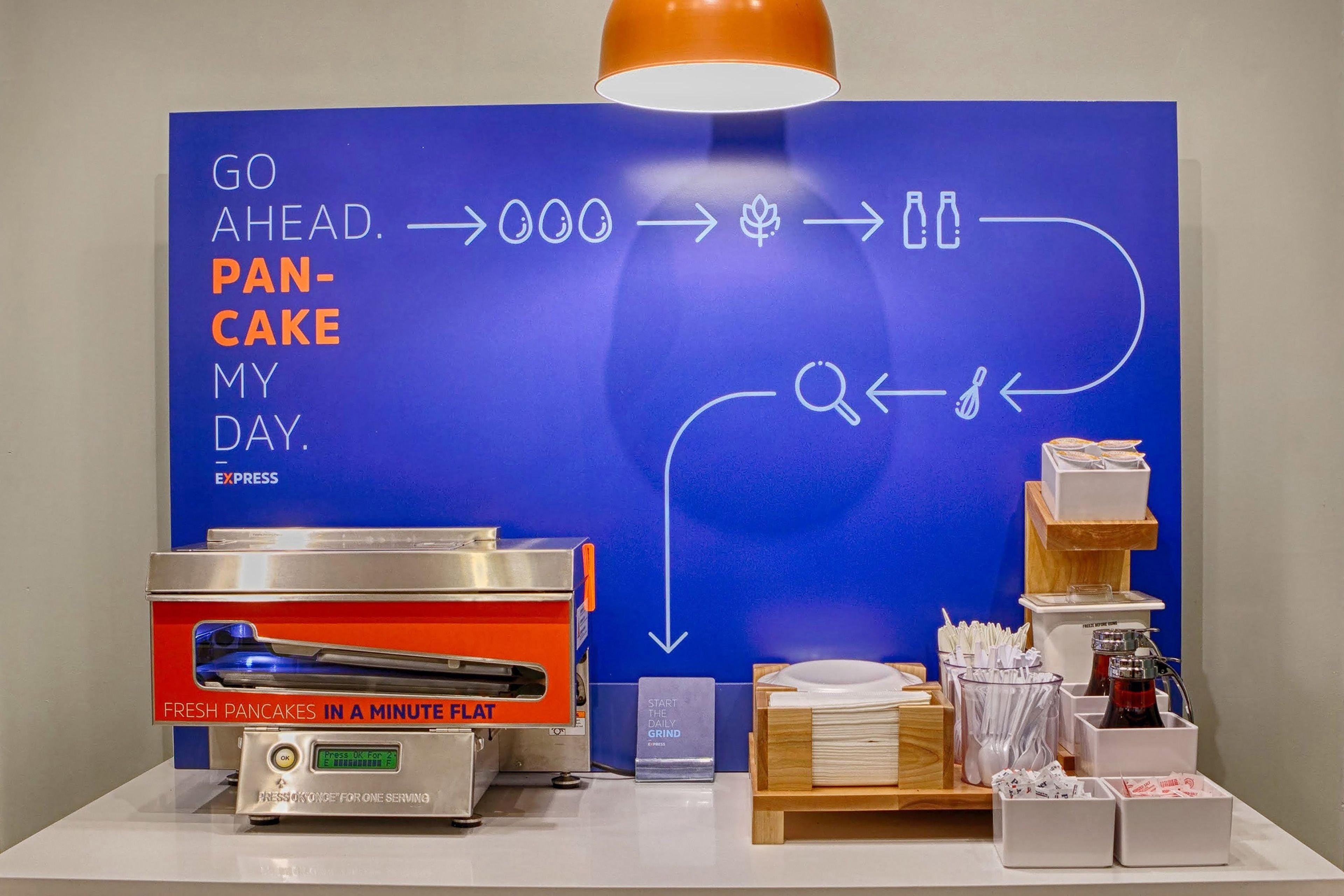 Holiday Inn Express Westley By Ihg Buitenkant foto